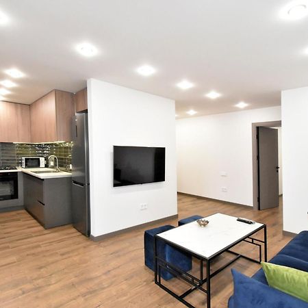 Beautiful Apartment Near The Republic Square Jerevan Exteriör bild