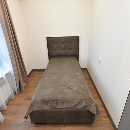 Beautiful Apartment Near The Republic Square Jerevan Exteriör bild