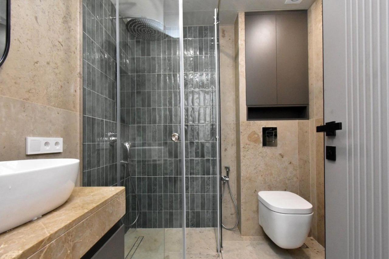 Beautiful Apartment Near The Republic Square Jerevan Exteriör bild